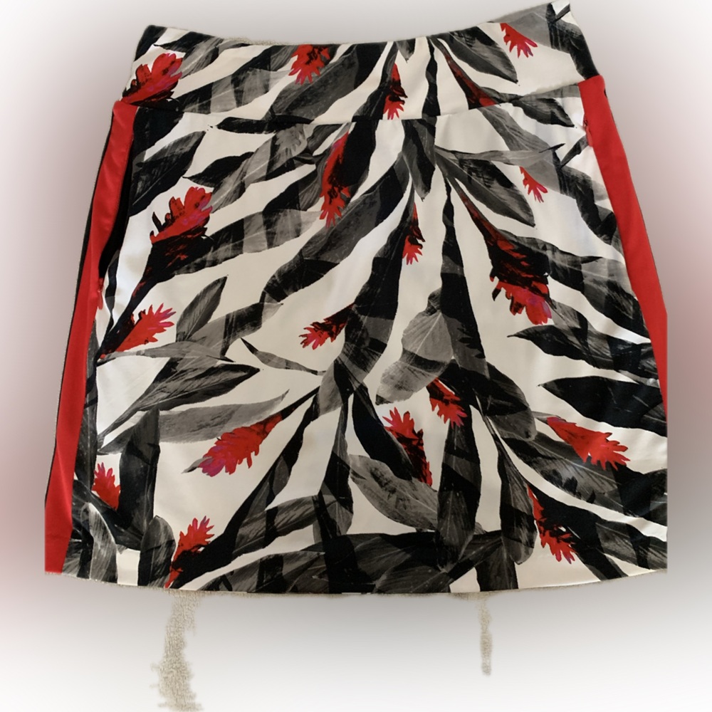 Tail golf skirt